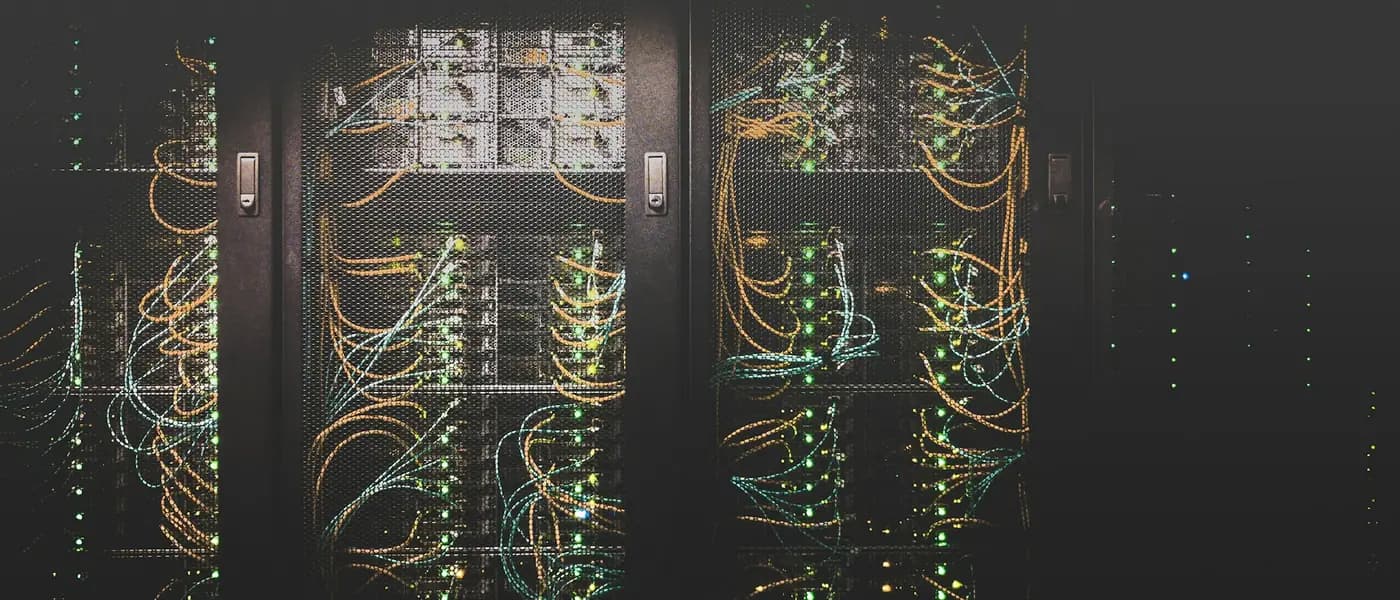 Network cables in a data centre for high authority link building services